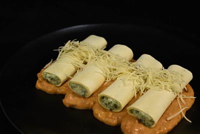 Canneloni met spinazi en ricotta